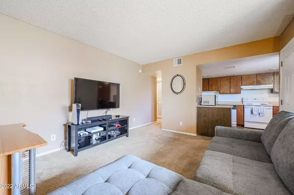 Mesa, AZ 85202,1730 W Emelita Avenue #2037