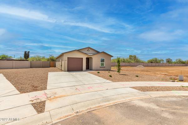 115 W DOUGLAS Avenue, Coolidge, AZ 85128