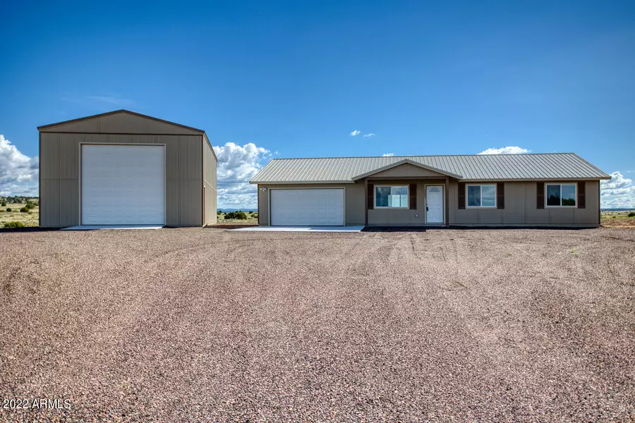 1251 S Meadow Way, Taylor, AZ 85939