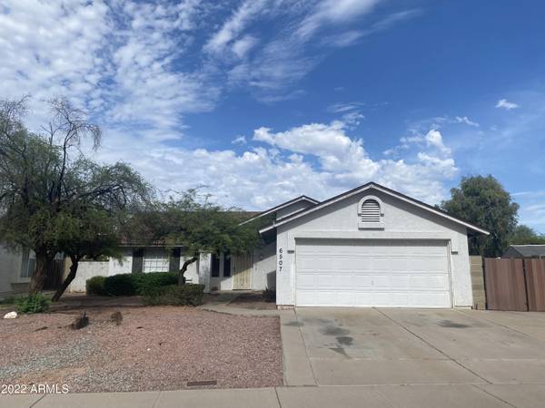 6507 N 70TH Avenue, Glendale, AZ 85303