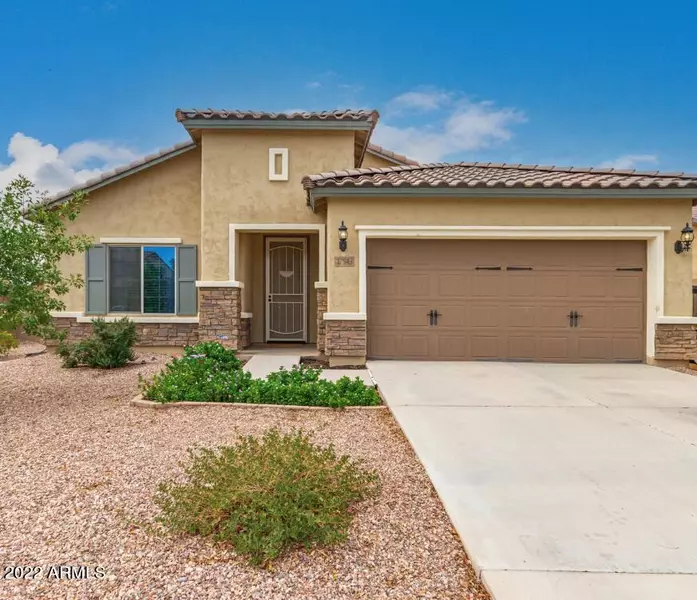 17543 W HEDGEHOG Place, Surprise, AZ 85387