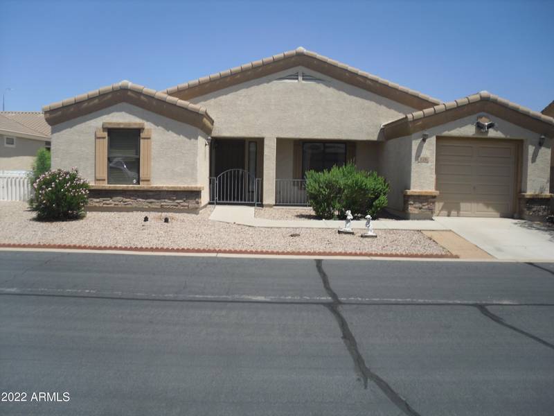 2101 S MERIDIAN Road #176, Apache Junction, AZ 85120