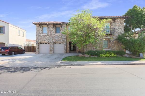 Chandler, AZ 85286,2108 E HACKBERRY Place