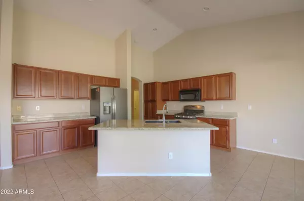 Chandler, AZ 85249,4314 E CHERRY HILLS Drive