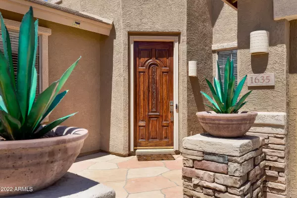 Gilbert, AZ 85295,1635 S PHEASANT Drive