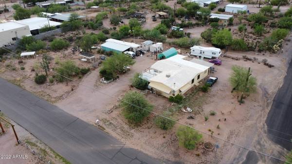 Apache Junction, AZ 85120,456 W Canyon Street