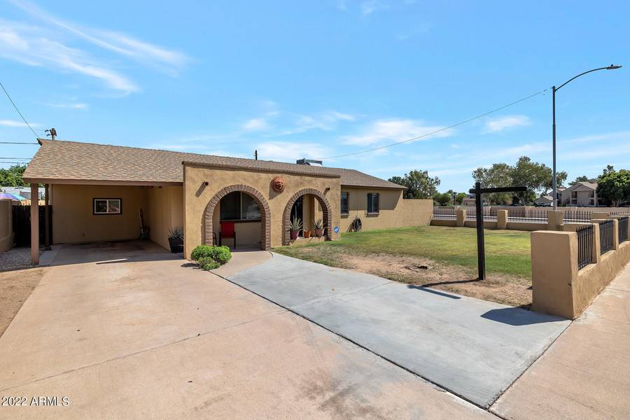 4902 W SIERRA VISTA Drive, Glendale, AZ 85301