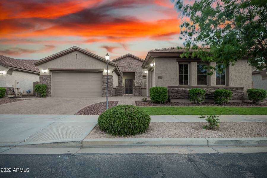 2105 E Crescent Place, Chandler, AZ 85249