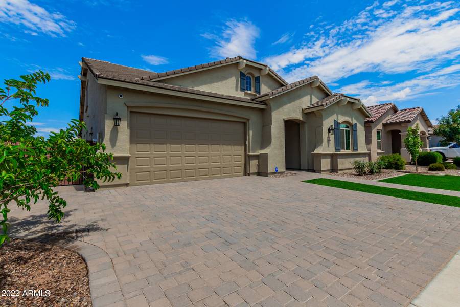 1246 W SPINE TREE Avenue, Queen Creek, AZ 85140