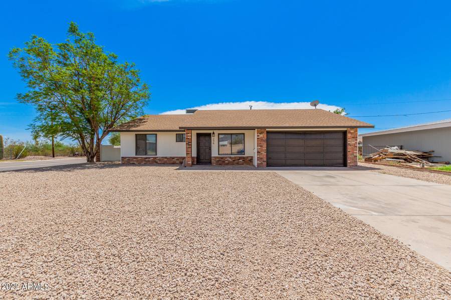 298 PERETZ Circle, Morristown, AZ 85342