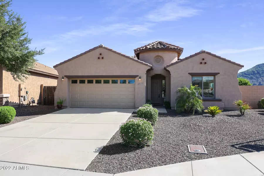 5221 W MOLLY Lane, Phoenix, AZ 85083