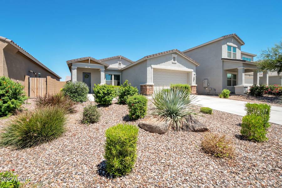 334 W GLACIER BAY Drive, San Tan Valley, AZ 85140