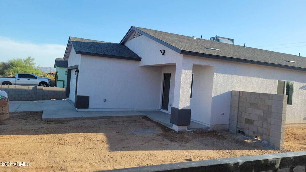 32102 N WALNUT Street, Wittmann, AZ 85361