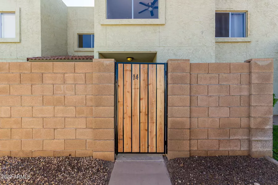 222 W BROWN Road #14, Mesa, AZ 85201