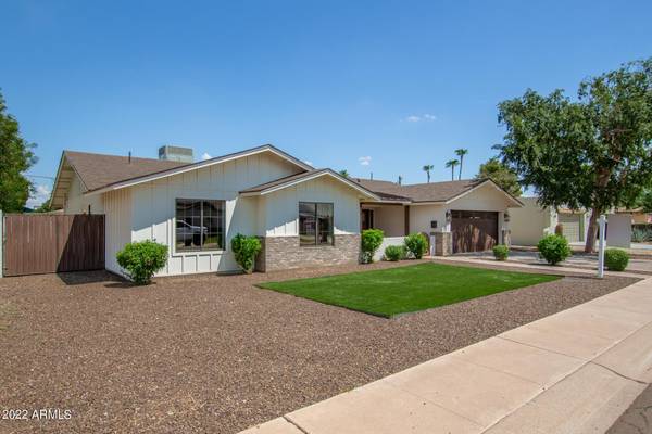 Scottsdale, AZ 85250,8714 E EDWARD Avenue