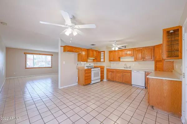 Phoenix, AZ 85053,3424 W SAINT MORITZ Lane