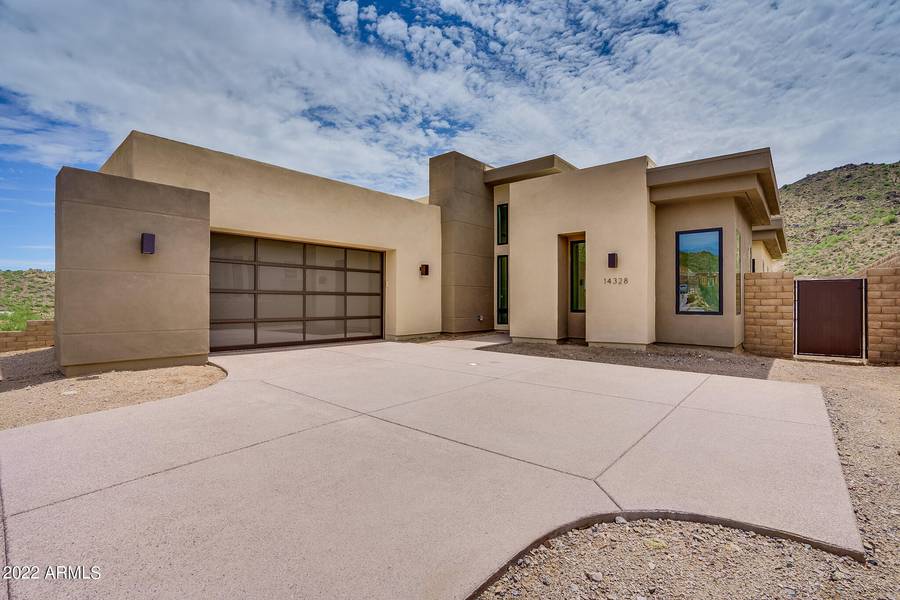 14328 N VALENCIA Drive, Fountain Hills, AZ 85268