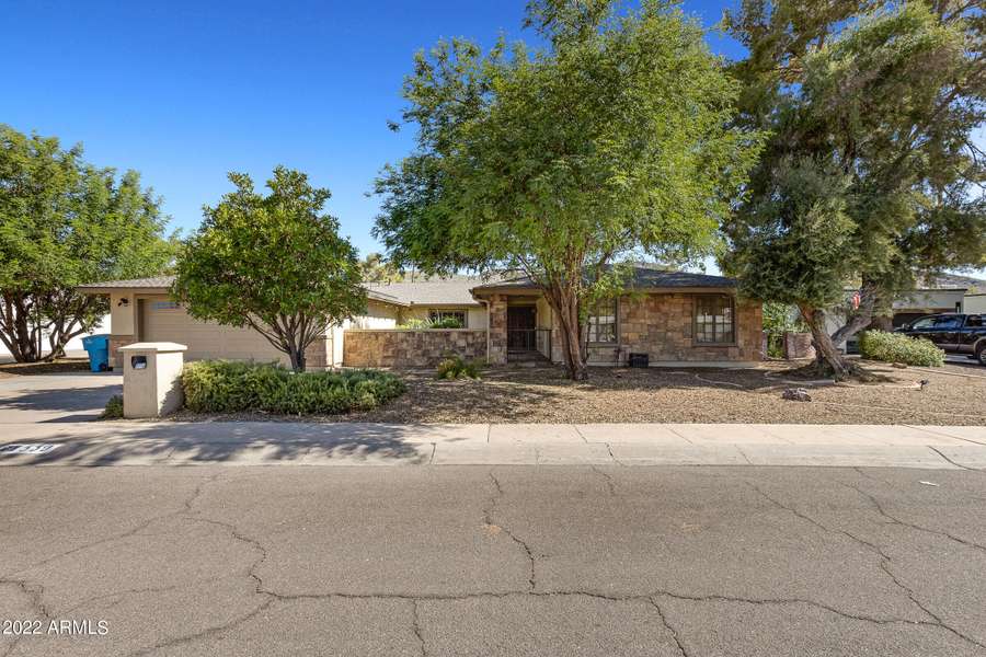 539 W SOUTHERN HILLS Road, Phoenix, AZ 85023