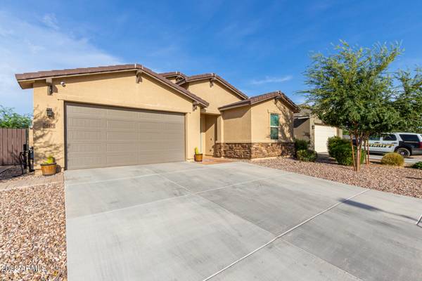 36579 N TAHANTA Trail, San Tan Valley, AZ 85140