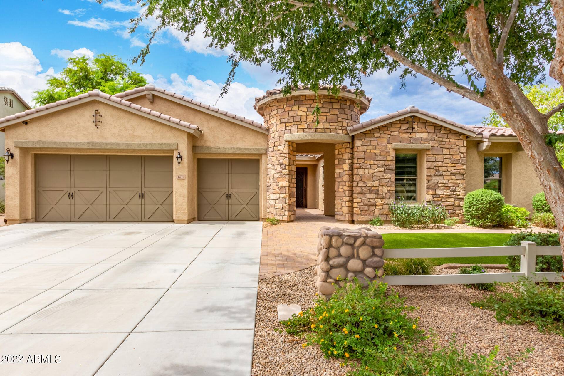 3789 E OLD STONE Circle, Chandler, AZ 85249