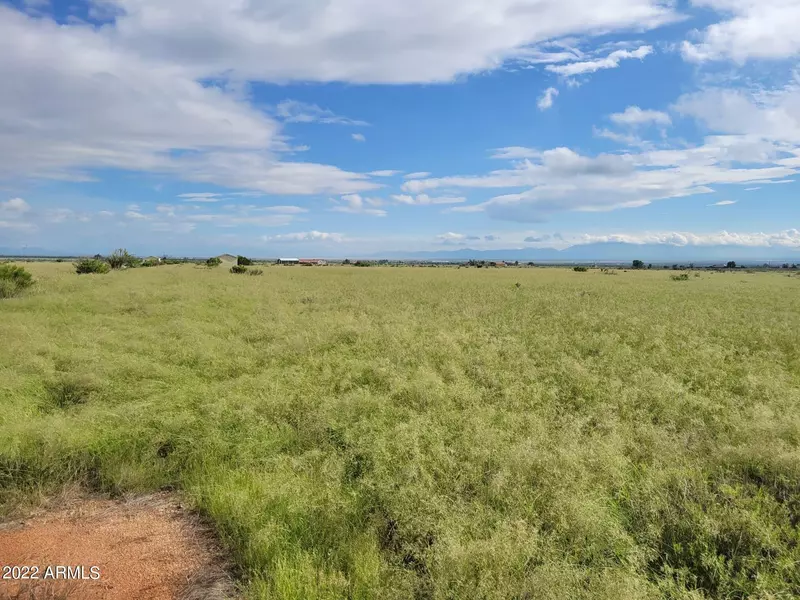 E Treasure Road #-, Pearce, AZ 85625