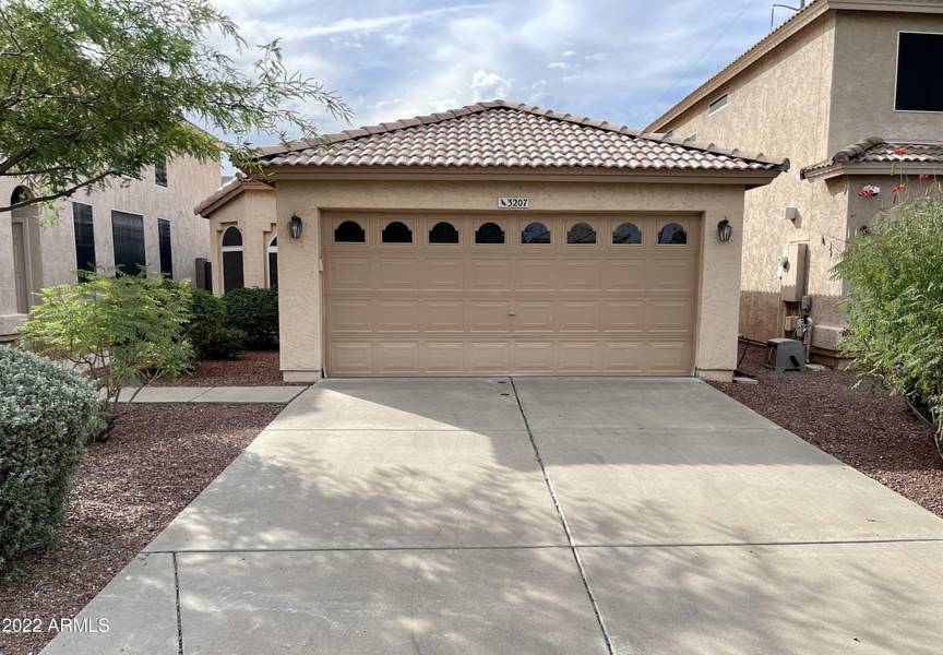 3207 E KERRY Lane, Phoenix, AZ 85050