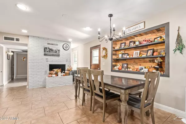 Mesa, AZ 85204,528 S SPUR --