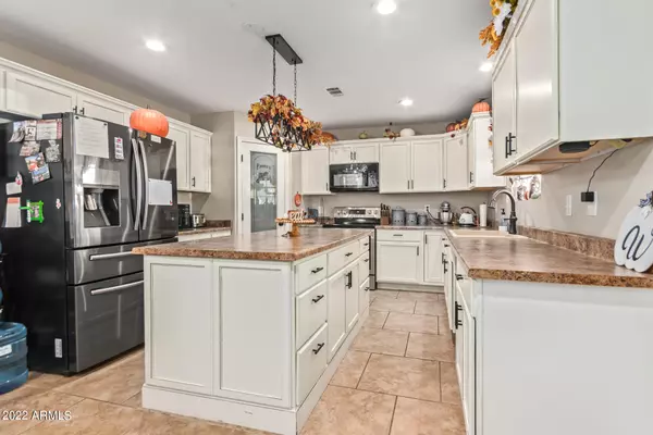 Mesa, AZ 85204,528 S SPUR --