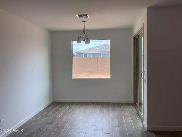 Laveen, AZ 85339,5512 W ALTA MESA Avenue