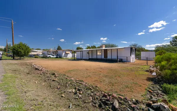 Mayer, AZ 86333,16061 S APACHE Drive