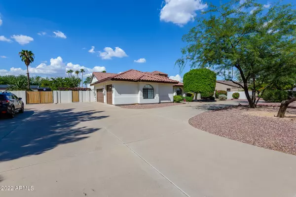 Glendale, AZ 85310,5124 W MISTY WILLOW Lane