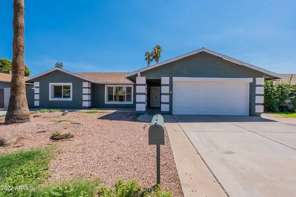 4807 W SOLANO Drive, Glendale, AZ 85301