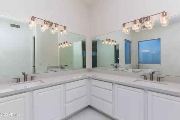 Gilbert, AZ 85298,23115 S 178TH Street
