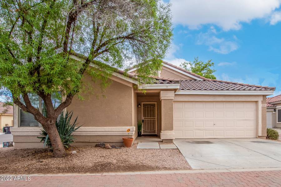 2361 E PALM BEACH Drive, Chandler, AZ 85249