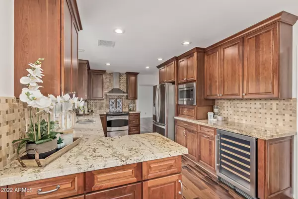 Phoenix, AZ 85028,2435 E Mescal Street