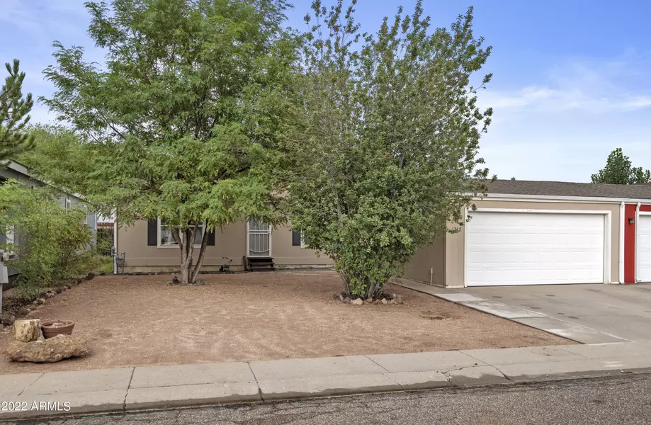 1712 W STEPHEN Drive, Flagstaff, AZ 86001