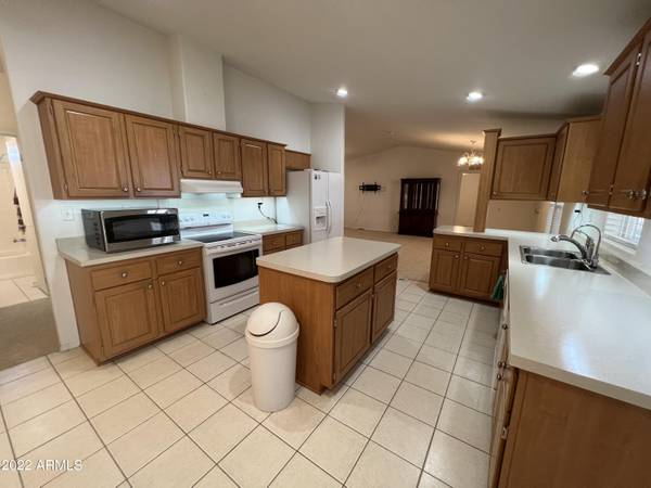 San Tan Valley, AZ 85140,437 E GERMANN Road #124