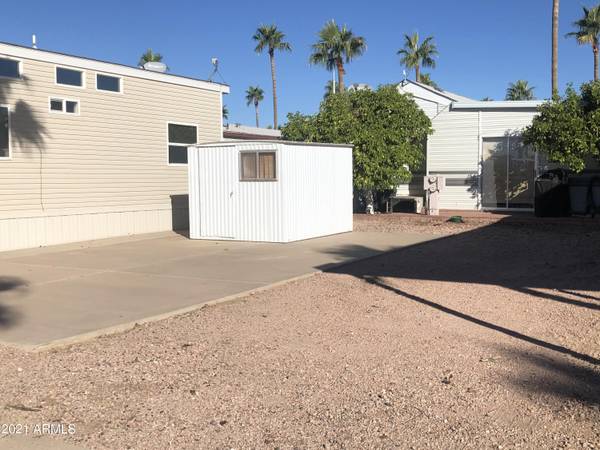 Apache Junction, AZ 85119,242 S AQUAMARINE Drive #242