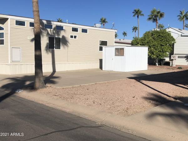 Apache Junction, AZ 85119,242 S AQUAMARINE Drive #242