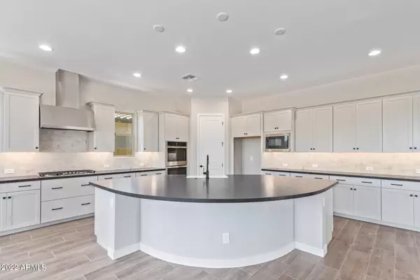 Gilbert, AZ 85298,1537 E FLOWER Street