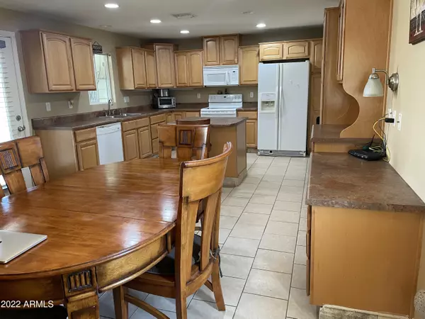 Glendale, AZ 85302,5650 W SUNNYSLOPE Lane