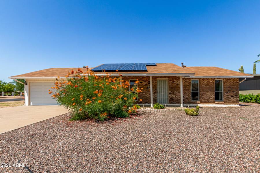 11032 W CAMDEN Circle, Sun City, AZ 85351