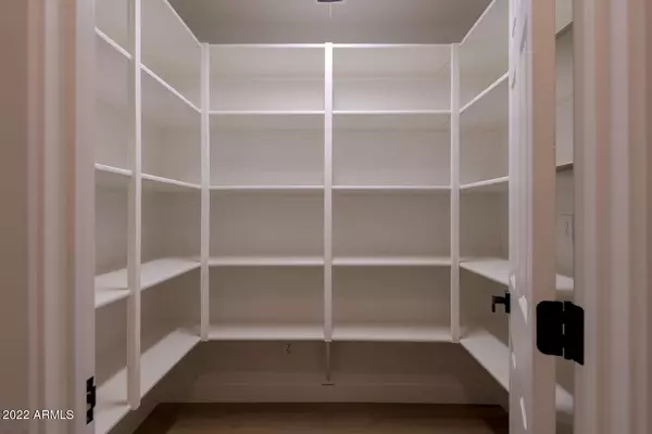 Prescott, AZ 86303,817 MIDDLEBROOK Road