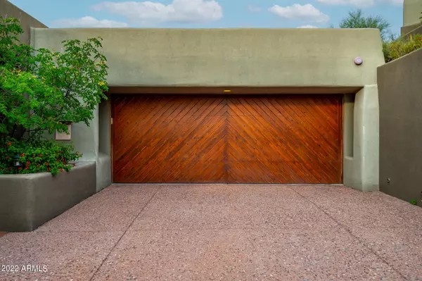 Scottsdale, AZ 85262,9862 E GRAYTHORN Drive