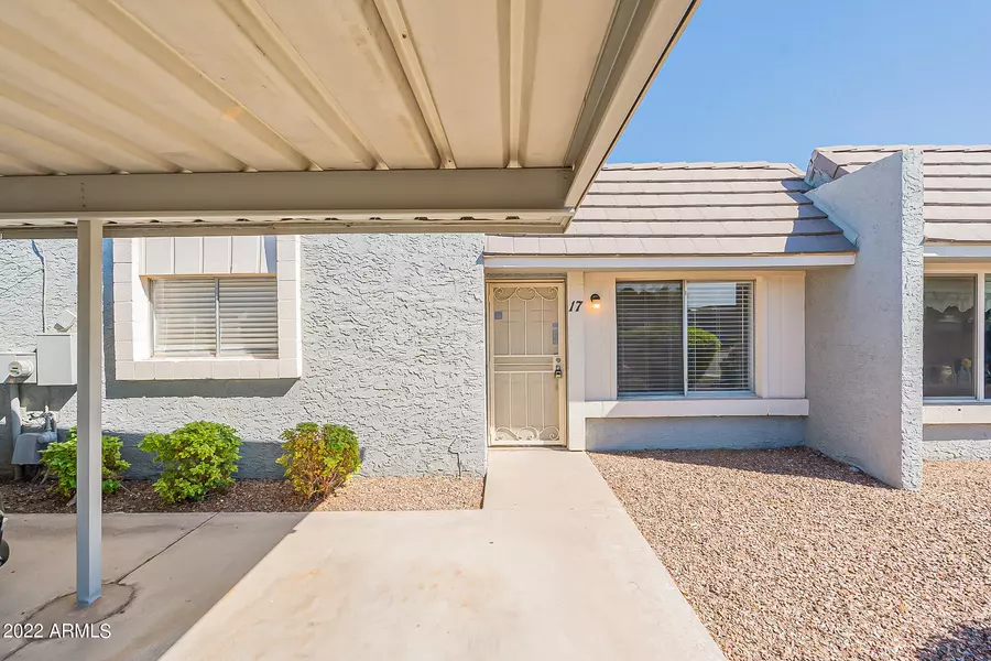 1050 S STAPLEY Drive #17, Mesa, AZ 85204