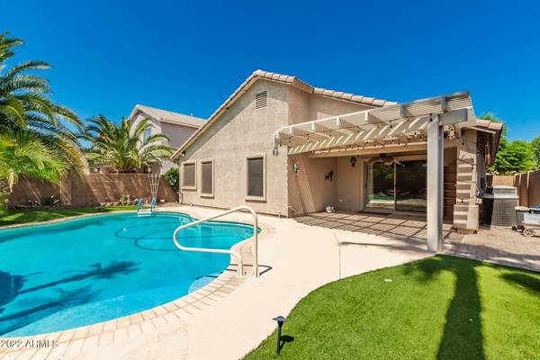 14995 W DESERT HILLS Drive, Surprise, AZ 85379