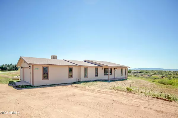 Skull Valley, AZ 86338,12615 W ARMISTAD Lane