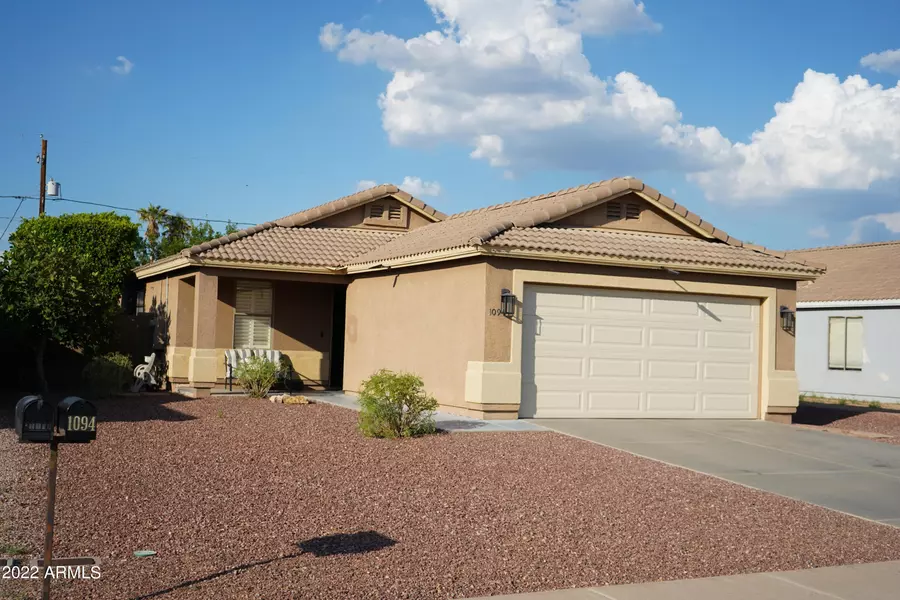 1094 W ROSAL Avenue, Apache Junction, AZ 85120