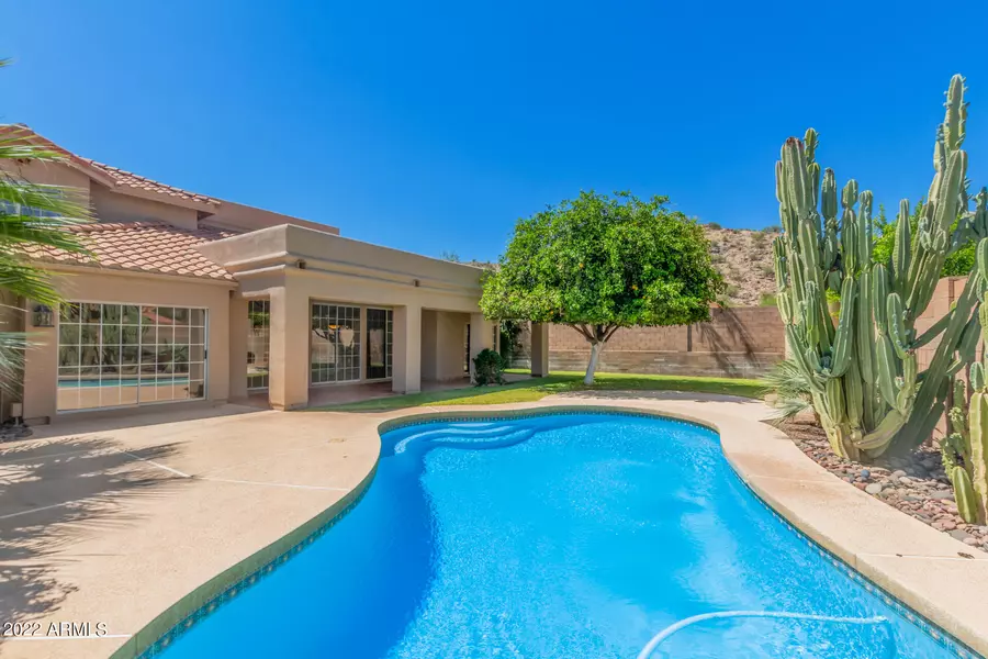 2550 E BROOKWOOD Court, Phoenix, AZ 85048