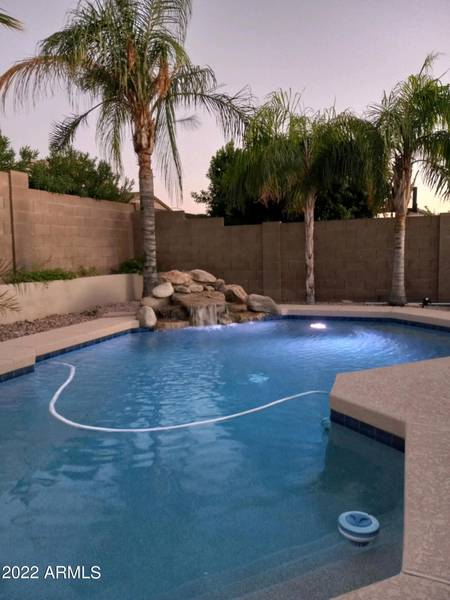 513 S 93RD Place, Mesa, AZ 85208